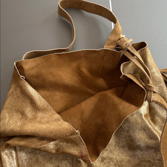 Shiraleah metallic gold leather bag - Picture 10 of 10